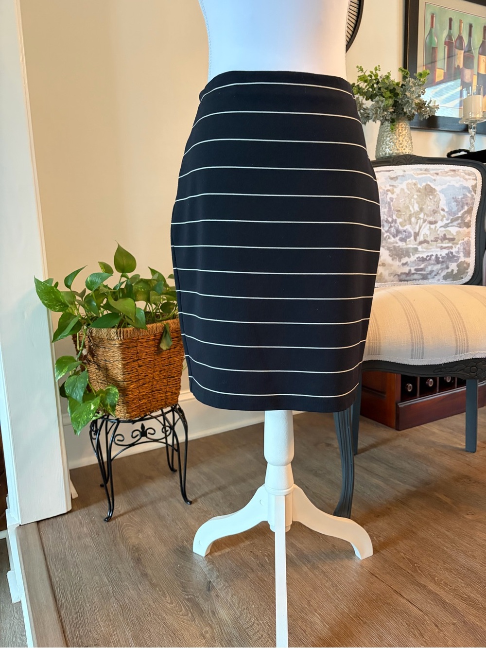 Ann Taylor Black Pencil Skirt with White Horizontal Stripes